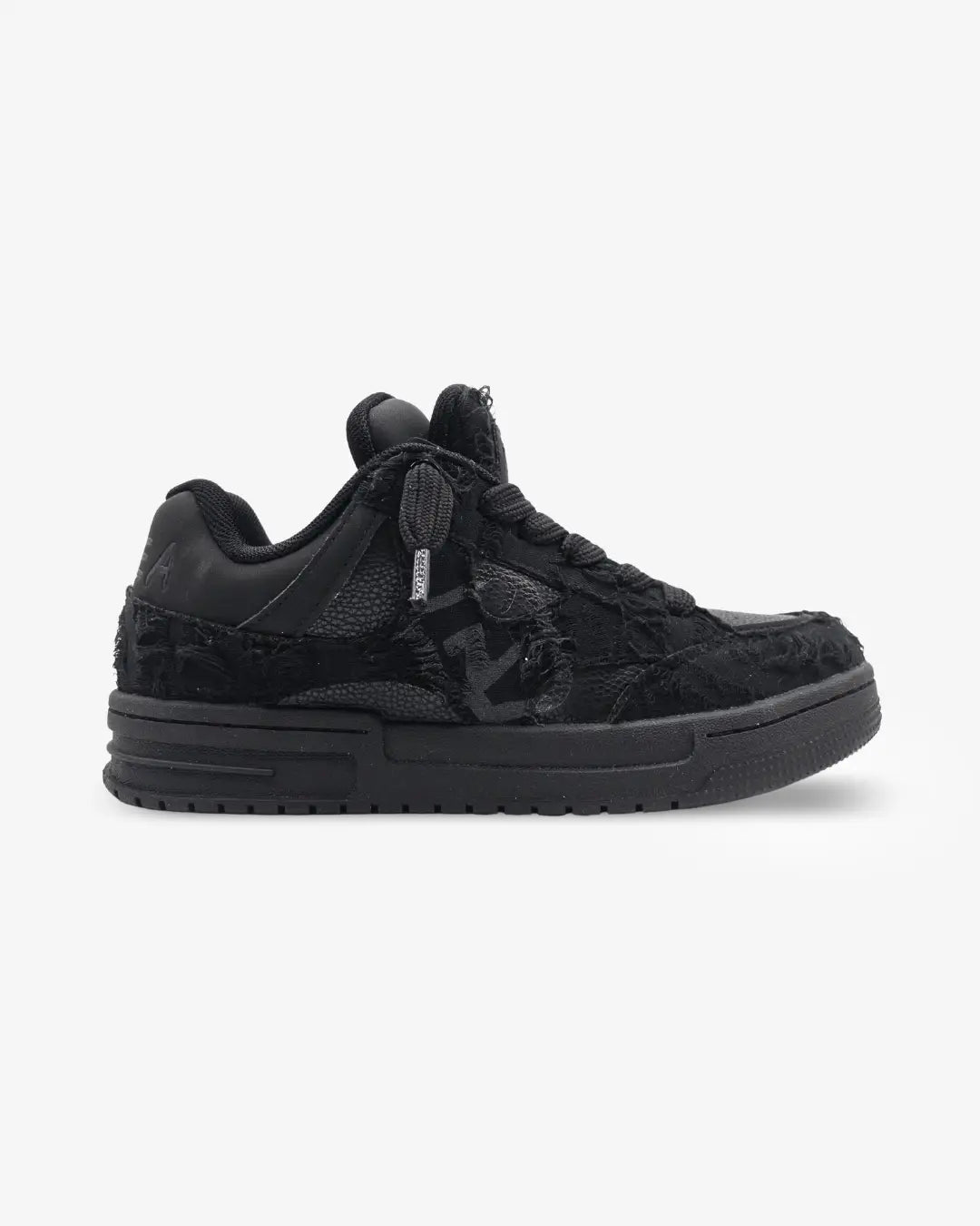 "SILENT" Shoes