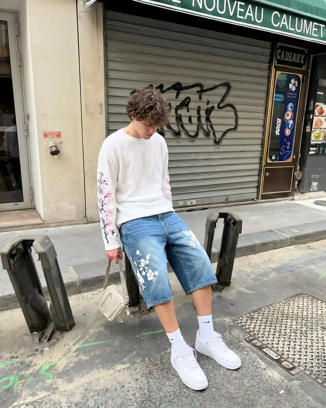 "UPSHINE" Graphic Jorts