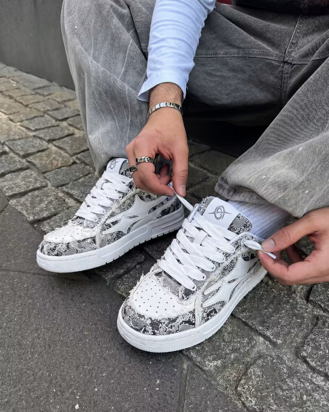 "AIRLINE" Dust Grey Sneakers