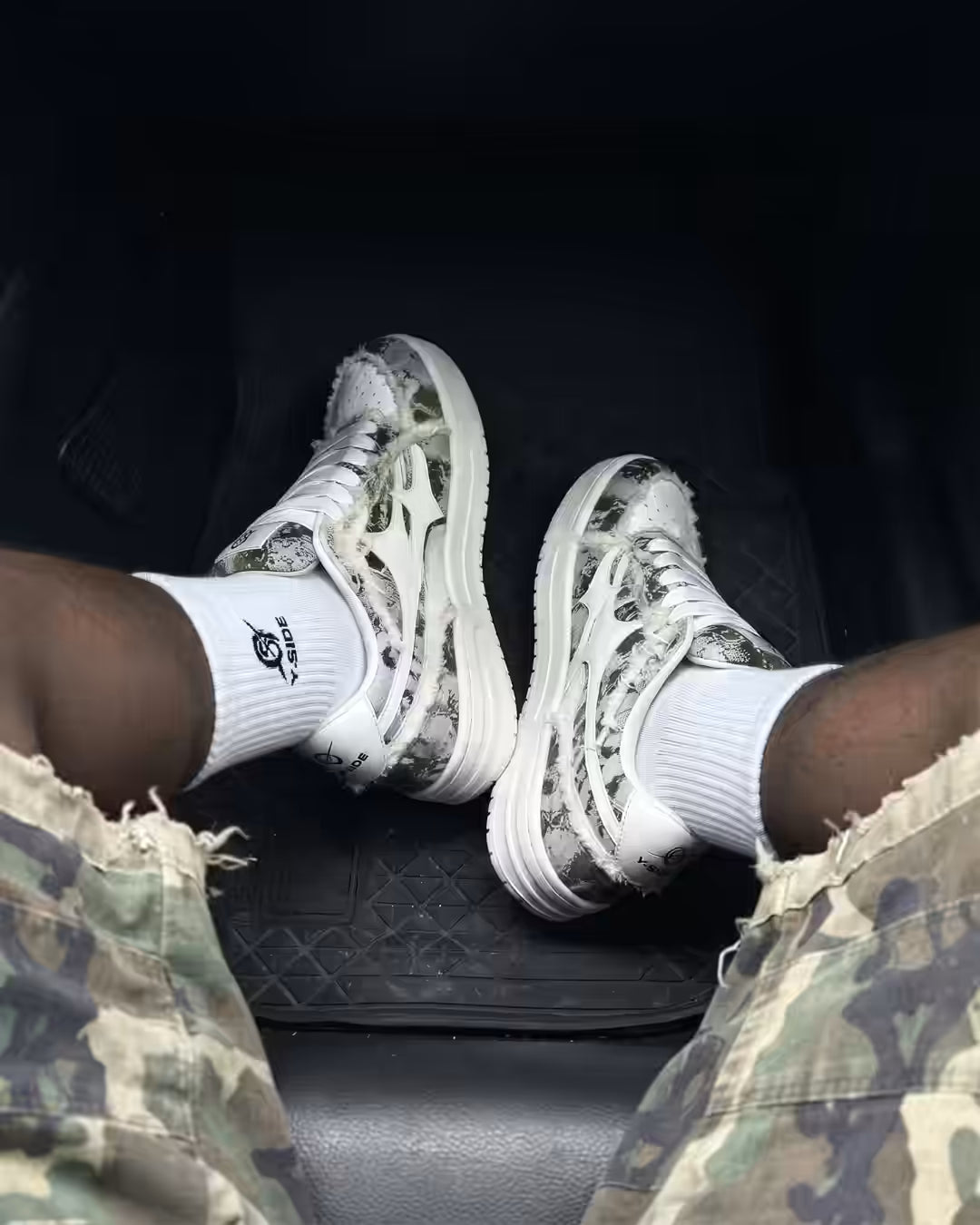 "AIRLINE" Camo Green Sneakers