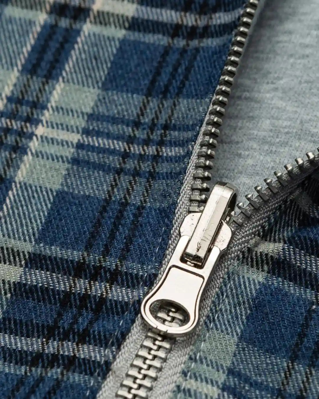 "REVERSE" Double Zip-Up