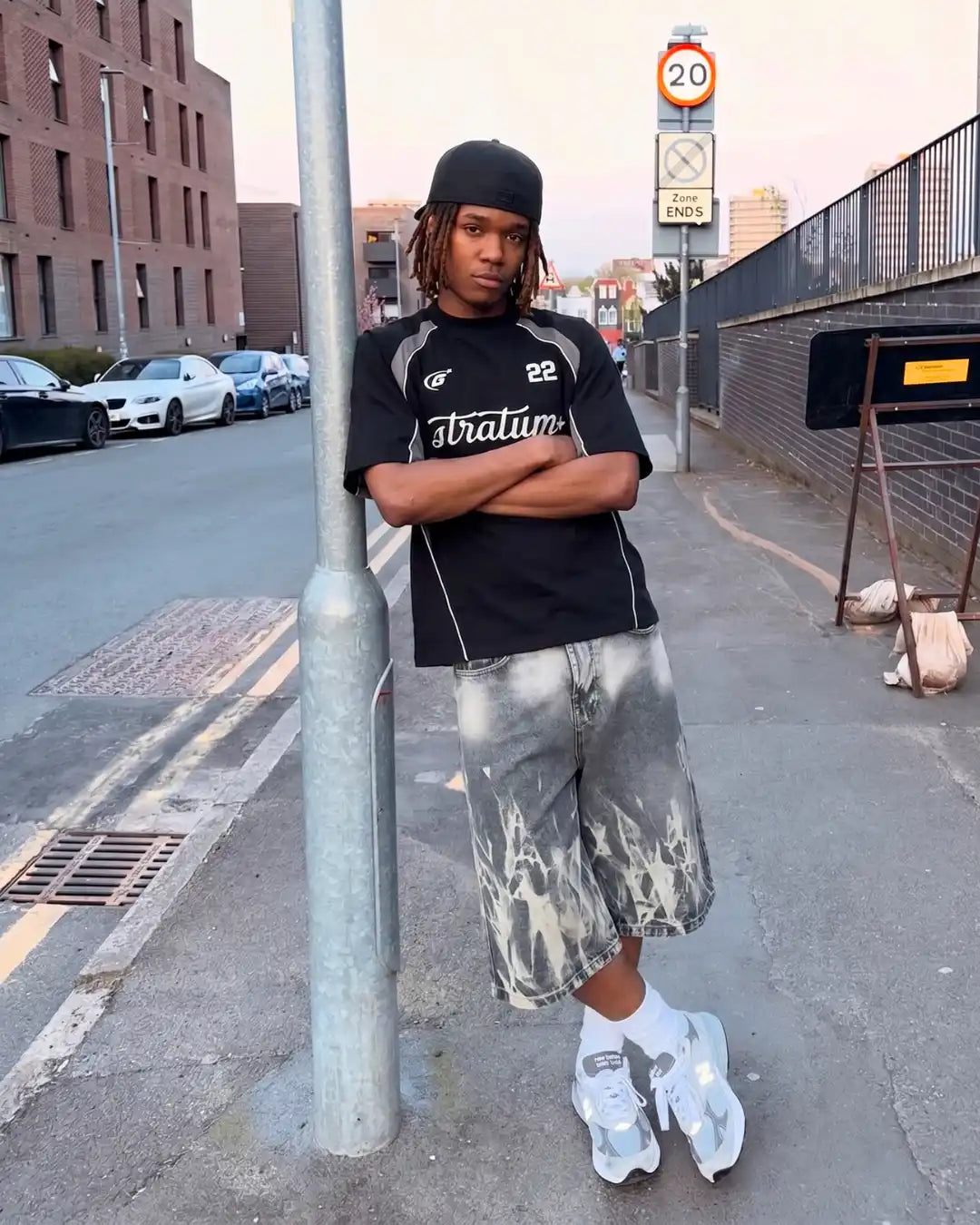 "LOWFILE" Washed Jorts